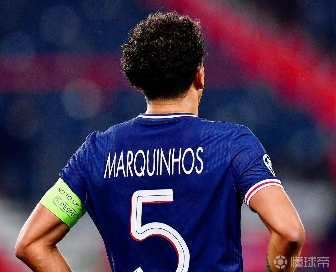 上海久事发布备战花絮,窗口期队长鼓劲,法甲任务艰巨,资深球员宣示担当 上海久事发布备战花絮,窗口期队长鼓劲,法甲任务艰巨,资深球员宣示担当