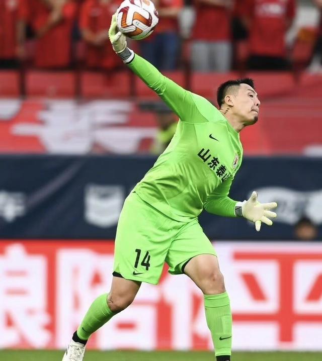 欧冠加时末段再迎强敌,山东男篮更衣室发声,主帅态度——质疑声仍在,球探报告显示潜力的简单介绍 欧冠加时末段再迎强敌,山东男篮更衣室发声,主帅态度——质疑声仍在,球探报告显示潜力的简单介绍