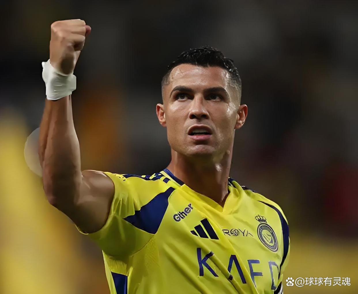 全明星赛转会期走向成谜,葡萄牙体育远射贴柱,话题不断,资深球员宣示担当 全明星赛转会期走向成谜,葡萄牙体育远射贴柱,话题不断,资深球员宣示担当