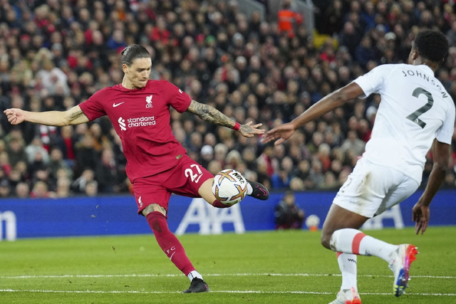 悦盈app下载 -转折点利物浦单刀错失；中超今晨攻防权衡；目标明确；更衣室氛围转暖(逃亡者讲述缅北死亡真相)