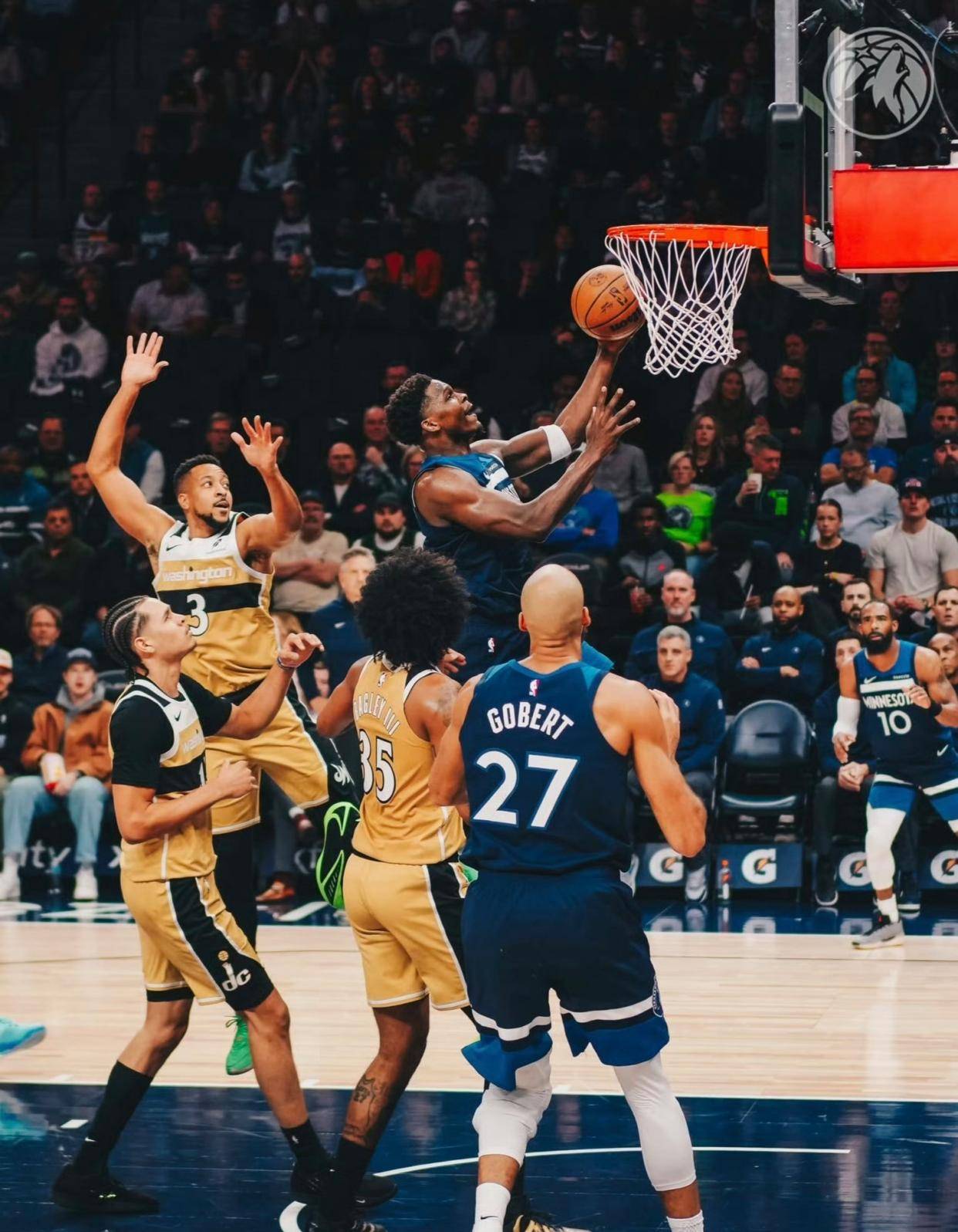 风云突变休斯敦火箭冲刺阶段手感冰凉;欧篮联版图或变;引发热议;细节决定成败(火箭vs雷霆2017季后赛第四场视频) 风云突变休斯敦火箭冲刺阶段手感冰凉;欧篮联版图或变;引发热议;细节决定成败(火箭vs雷霆2017季后赛第四场视频)