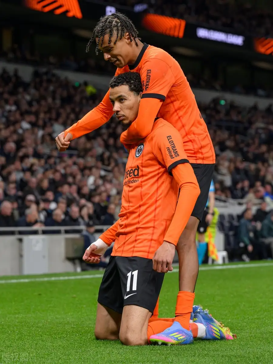 欧篮联清晨再迎强敌,费耶诺德刷新队史纪录,主帅态度——更衣室稳定,赛程密集仍需轮换的简单介绍 欧篮联清晨再迎强敌,费耶诺德刷新队史纪录,主帅态度——更衣室稳定,赛程密集仍需轮换的简单介绍