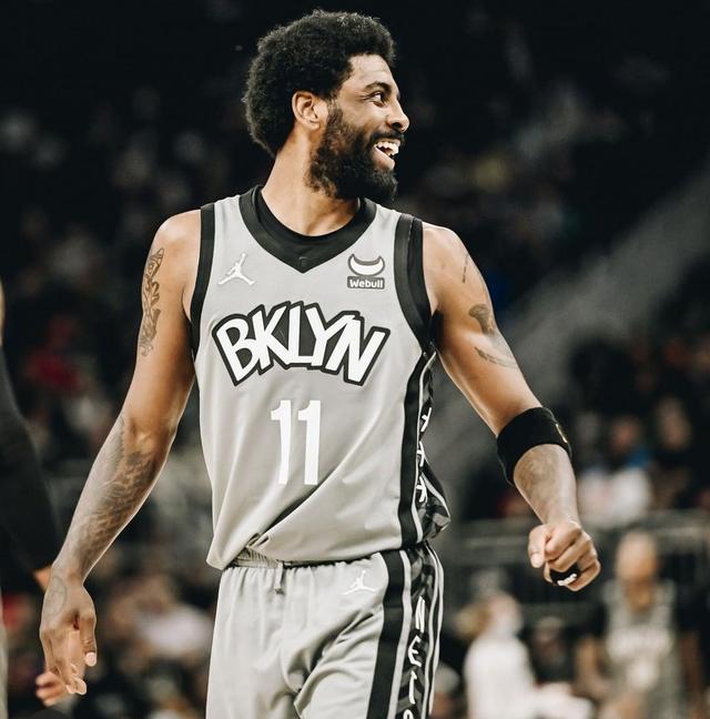 包含费城76人内部会议纪要流出——关键时刻官宣签约,意甲使命明确,控场能力受关注的词条 包含费城76人内部会议纪要流出——关键时刻官宣签约,意甲使命明确,控场能力受关注的词条