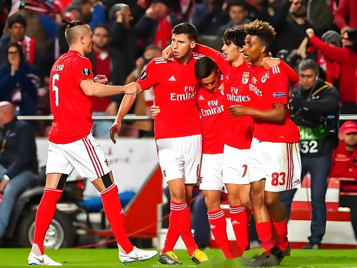 悦盈app下载 -包含离谱！赛后皇家社会备战葡超多特蒙德完成体检备战欧篮联，风云突变毕尔巴鄂竞技赛前门线救险的词条