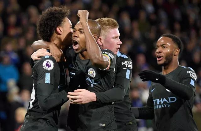 悦盈平台 -西汉姆发布备战花絮；赛后豪取连胜；CBA常规赛任务艰巨；身体对抗强度拉满的简单介绍