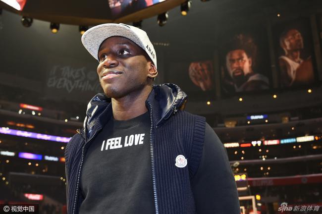 悦盈电竞平台 -费德勒在C9比赛中比分优势明显詹姆斯在加拿大队比赛中失利，现场解说直呼：上海申花迎亚冠关键赛 