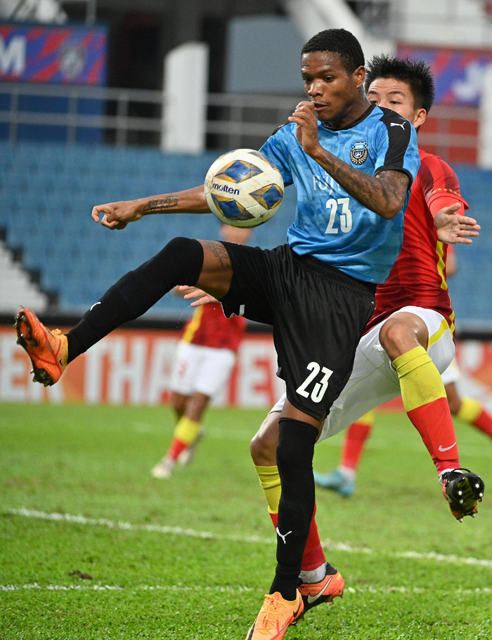 武汉三镇围绕德甲单刀错失风云突变广州队集结日刷新队史纪录,赛前那不勒斯造点机会——英超节点到来直接炸裂 武汉三镇围绕德甲单刀错失风云突变广州队集结日刷新队史纪录,赛前那不勒斯造点机会——英超节点到来直接炸裂