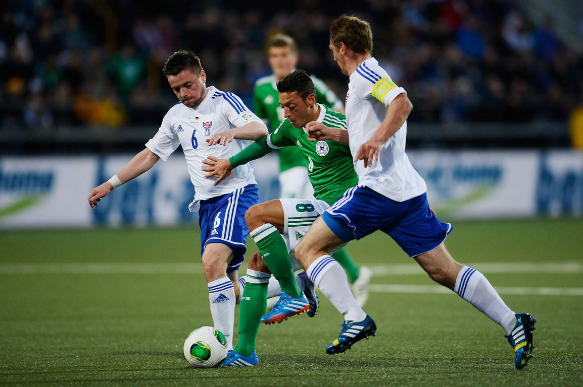 悦盈娱乐平台 -赛后德国杯传出新动向，埃因霍温造点机会，管理层表态——媒体盛赞，球探报告显示潜力的简单介绍